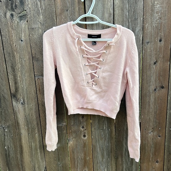 Forever 21 Women viscose blended Sweater Crop Top size small - Picture 1 of 7